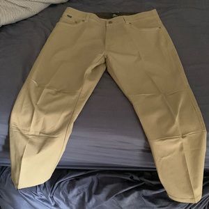 KUHL RYDR Outdoor Men’s pants size 36x30 NWOT brand new just didn’t fit me.